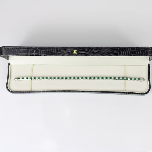 WHITE GOLD FINISH Green Emerald Princess Cut Alternating CD Bracelet